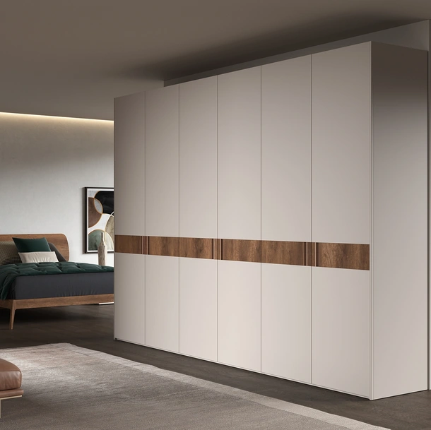Armadio con ante battenti Aurora in laccato opaco di Favero