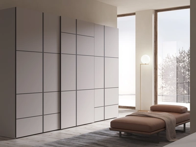 Armadio con ante scorrevoli in laccato Breccia di Favero