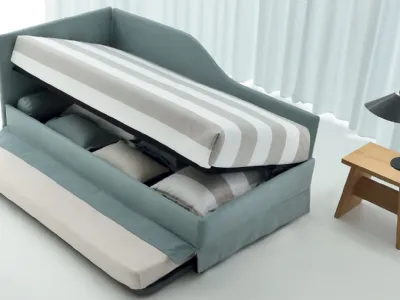 Daybed singolo in tessuto con letto estraibile e contenitore Golf 331 di Oggioni