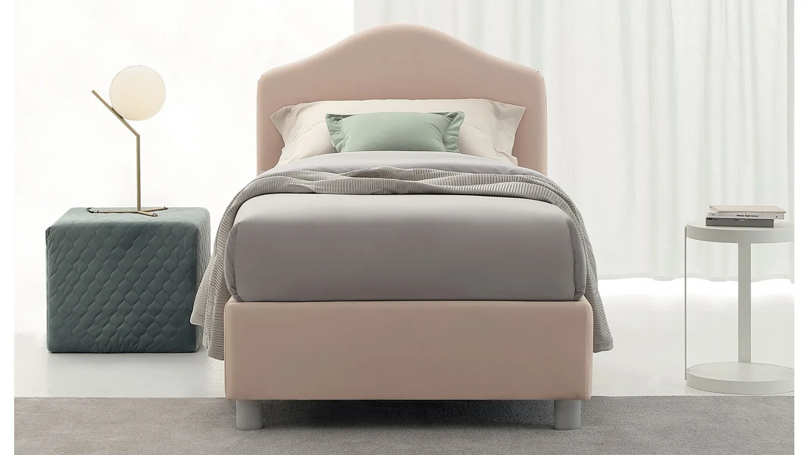 Letto Singolo in tessuto con testiera sagomata Luxury di Oggioni