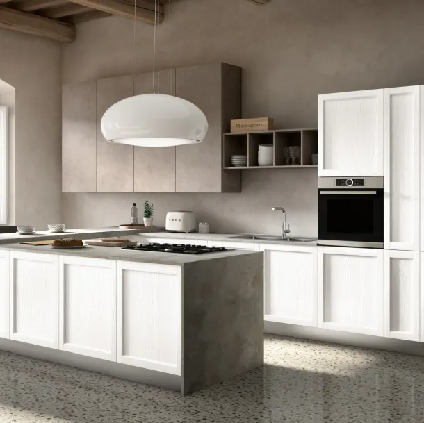 Cucina Classica in legno di Frassino finitura Bianco con penisola Primula di Essebi