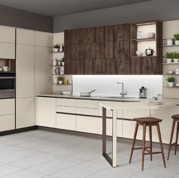 Cucina Moderna Start Time angolare in laccato Beige e Tag Rovere Fumo di Veneta Cucine