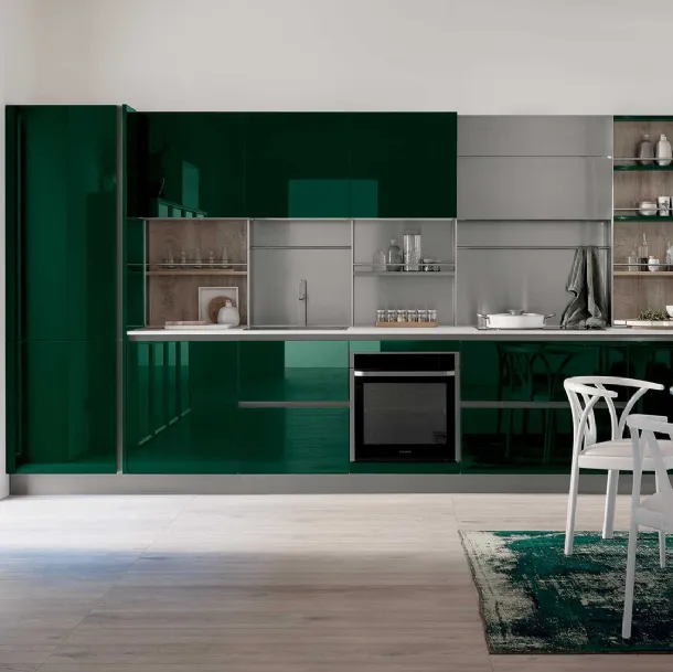 Cucina Moderna lineare Oyster 06 in laccato lucido Verde Lago di Veneta Cucine